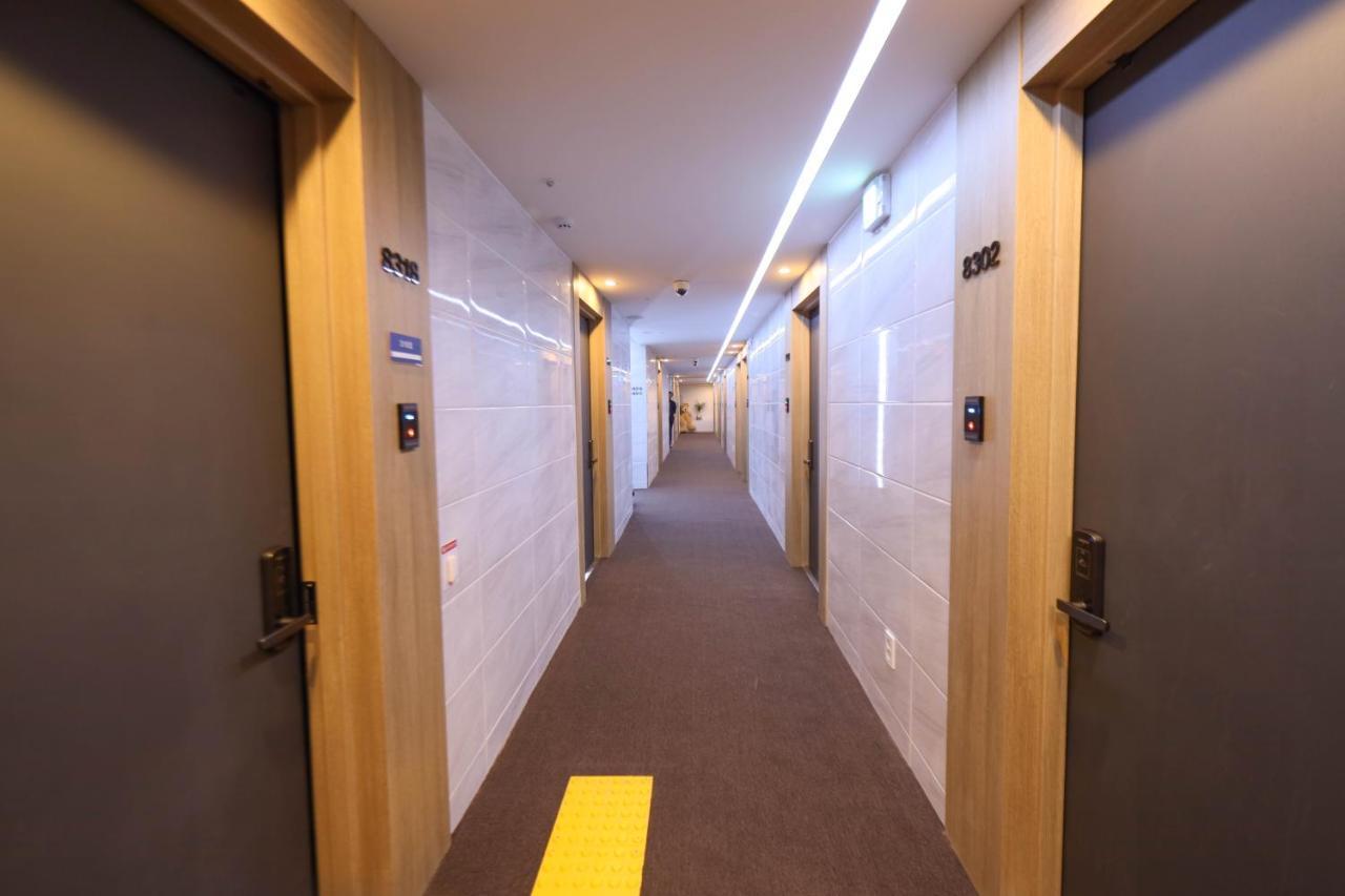 Calistar Hotel Сеул Екстериор снимка