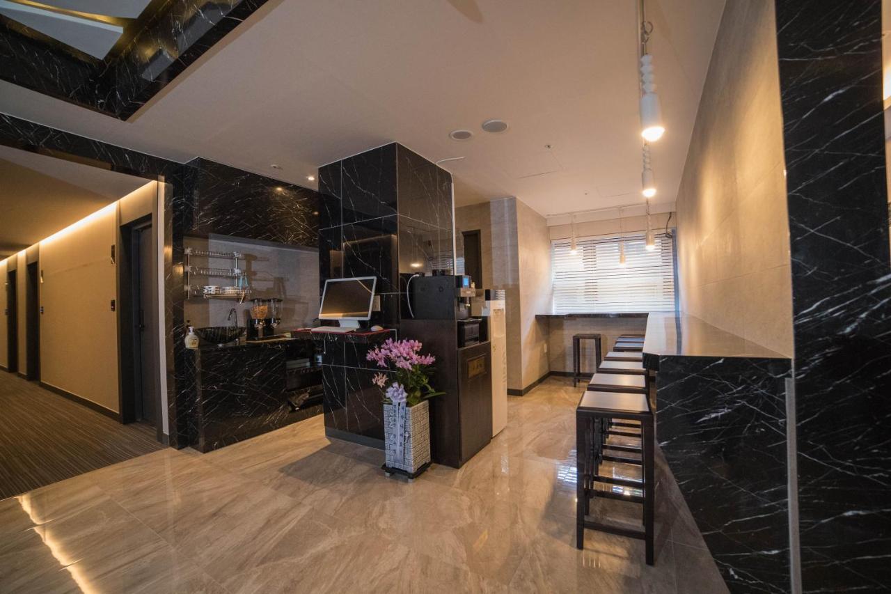 Calistar Hotel Сеул Екстериор снимка